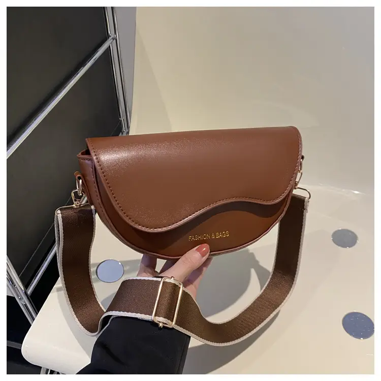 Women's Crossbody Bag Cream PU Leather 2024 Winter - Image 4