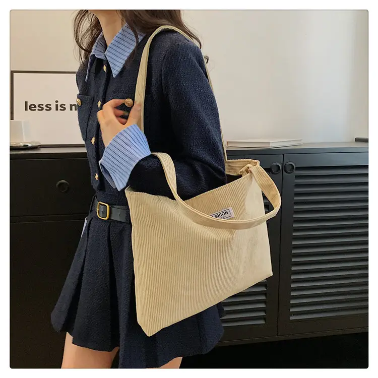 Green Korean Style Shoulder Messenger Bag 2024 — feature 14