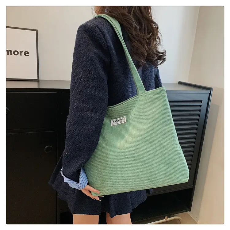 Green Korean Style Shoulder Messenger Bag 2024 — feature 17