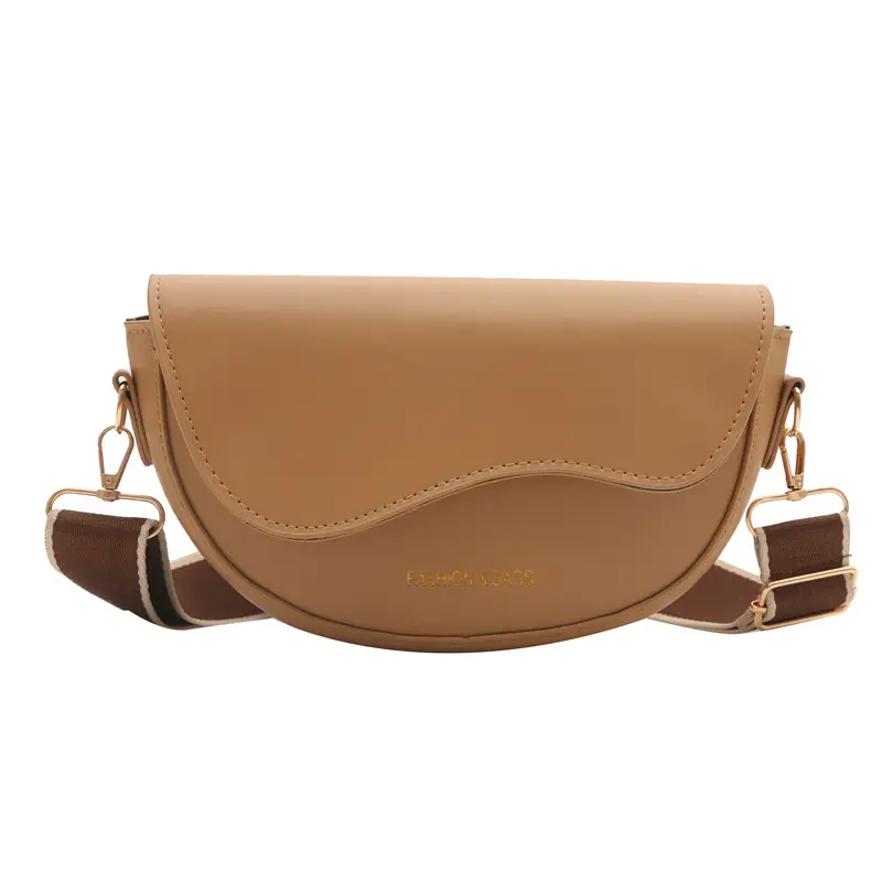 Women's Black Saddle Crossbody Bag with Large Capacity - Image 9