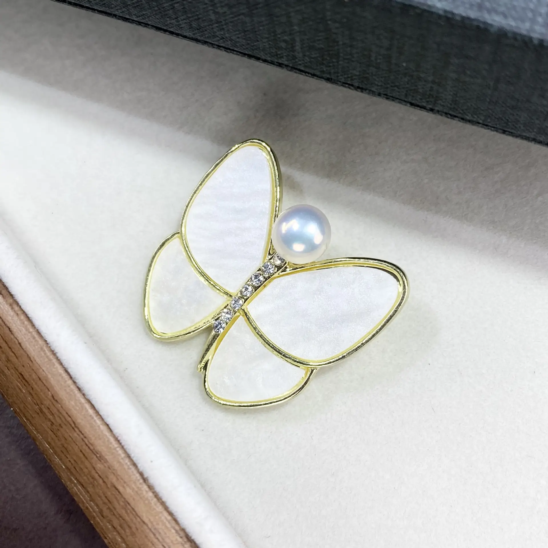 Antique Pearl Butterfly Brooch for Women - Image 5