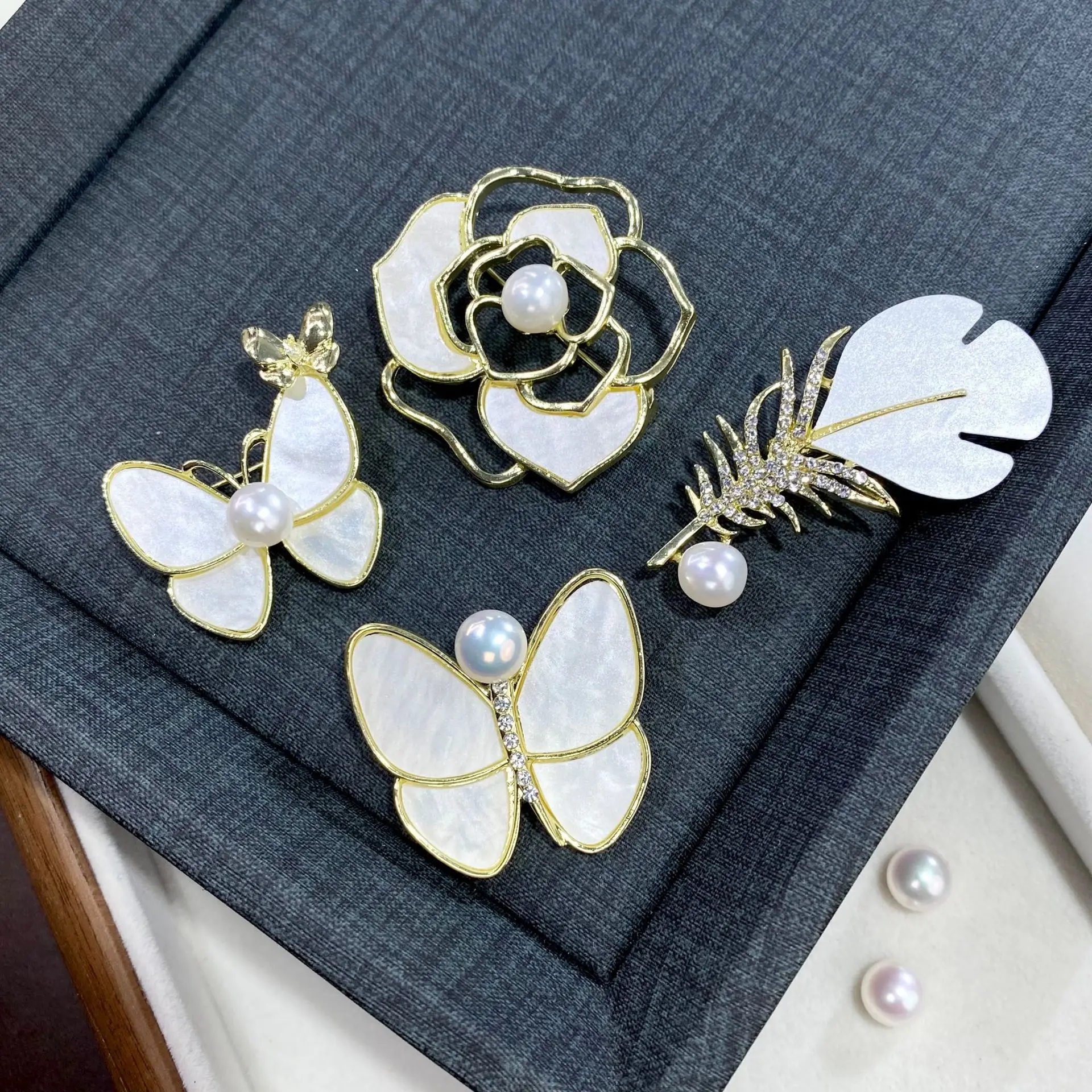 Antique Pearl Butterfly Brooch for Women — feature 5