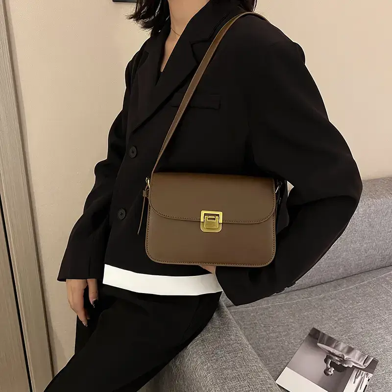 Stylish Beige Square Shoulder Bag for Women - Image 8