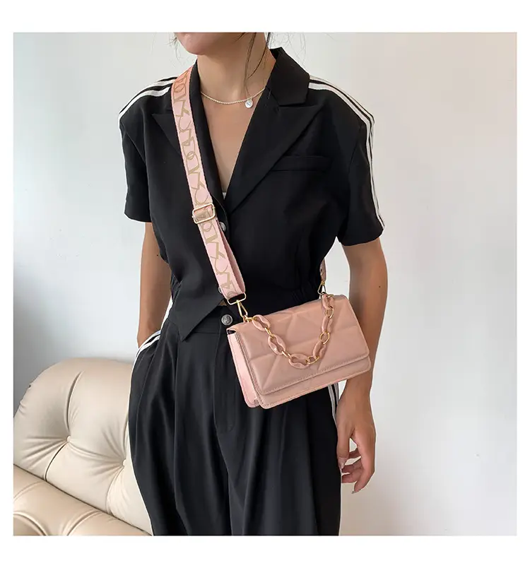 2023 Summer Black Nylon Shoulder Bag with Gold Strap — feature 11