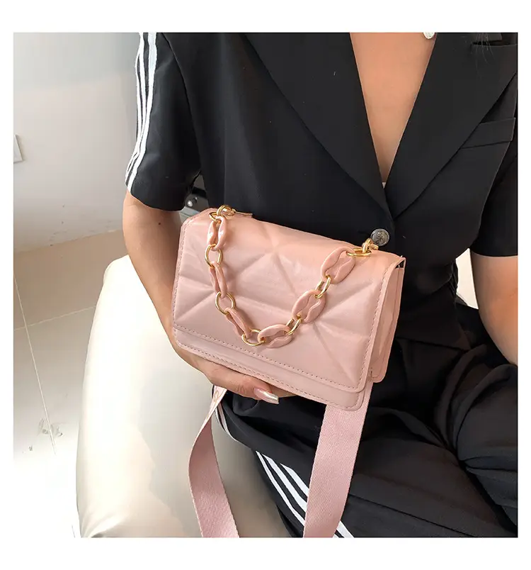 2023 Summer Black Nylon Shoulder Bag with Gold Strap — feature 12