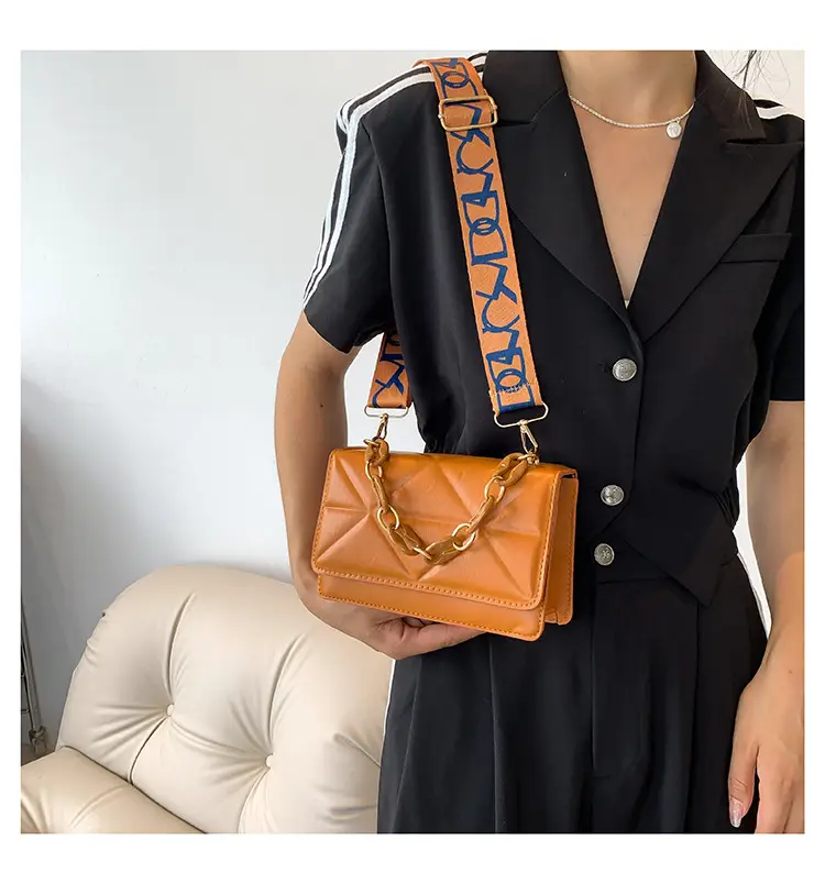 2023 Summer Black Nylon Shoulder Bag with Gold Strap — feature 13