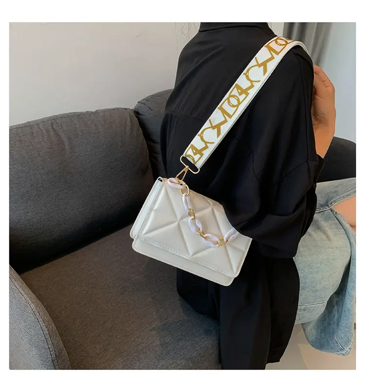 2023 Summer Black Nylon Shoulder Bag with Gold Strap — feature 17