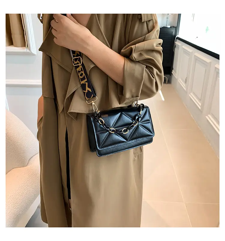 2023 Summer Black Nylon Shoulder Bag with Gold Strap — feature 22