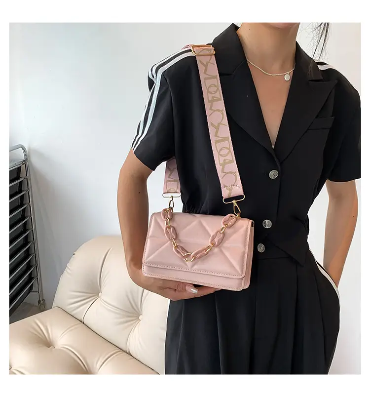 2023 Summer Black Nylon Shoulder Bag with Gold Strap — feature 9