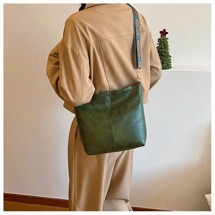 Women's Ethnic Wide Strap Bucket Bag 2024 — feature 25