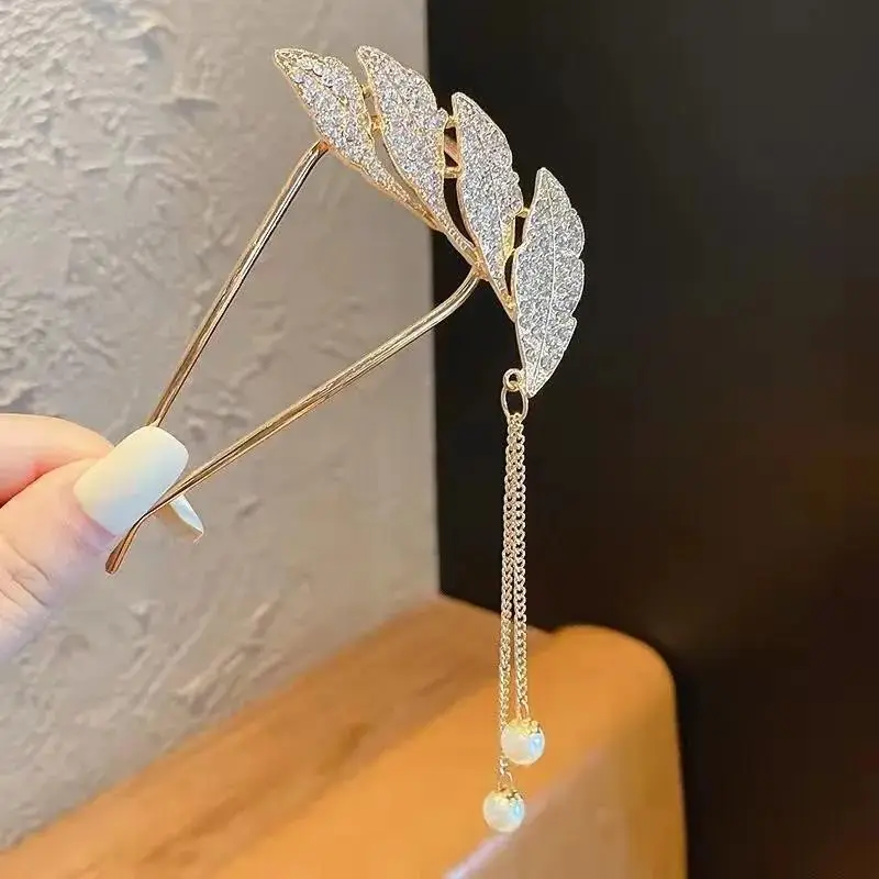 Elegant Pearl Hairpin for Women Golden Modern Style - Image 3