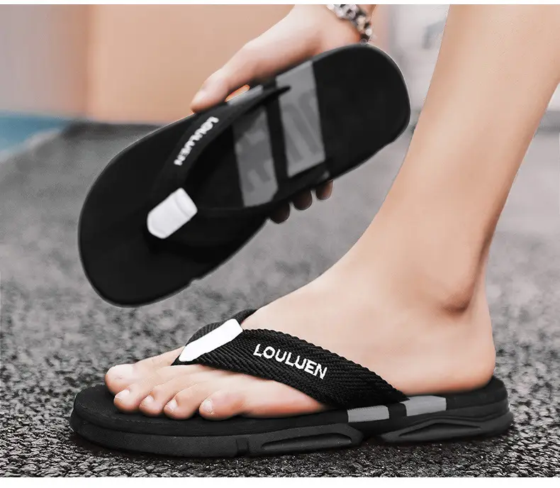 2026 New Cross-Border Men's Flip-Flops for Summer, Large Size Trendy Shoes, Outdoor Beach Sandals, Men's Thong Sandals — feature 14