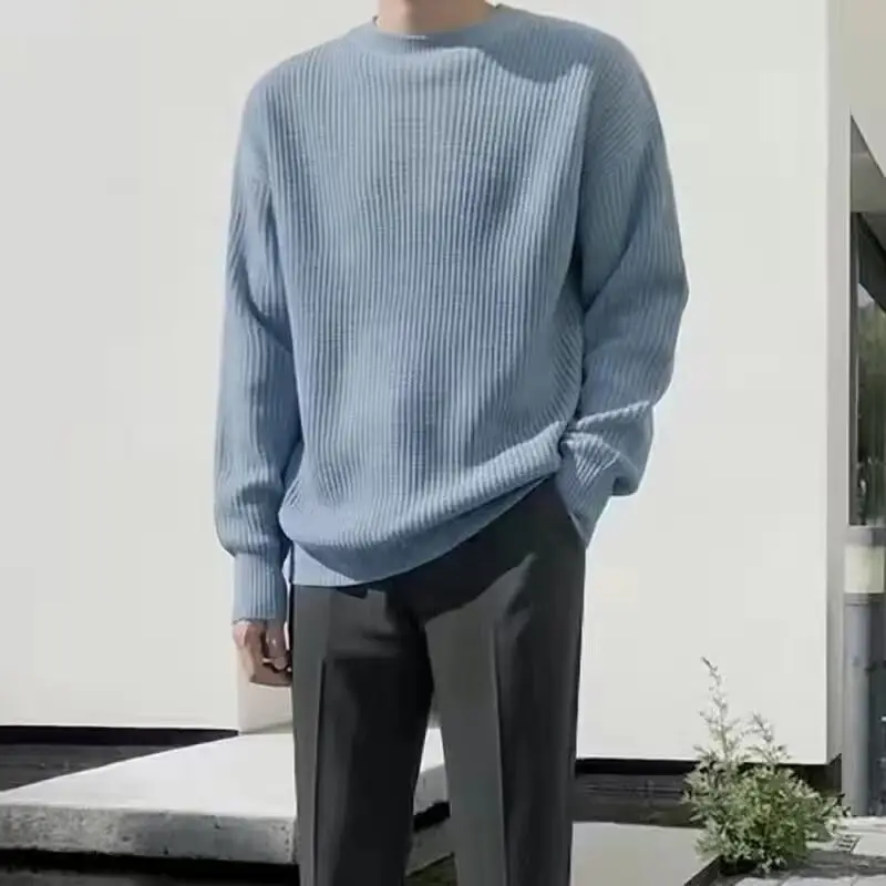 New Hong Kong Style Green Round Neck Sweater - Image 8