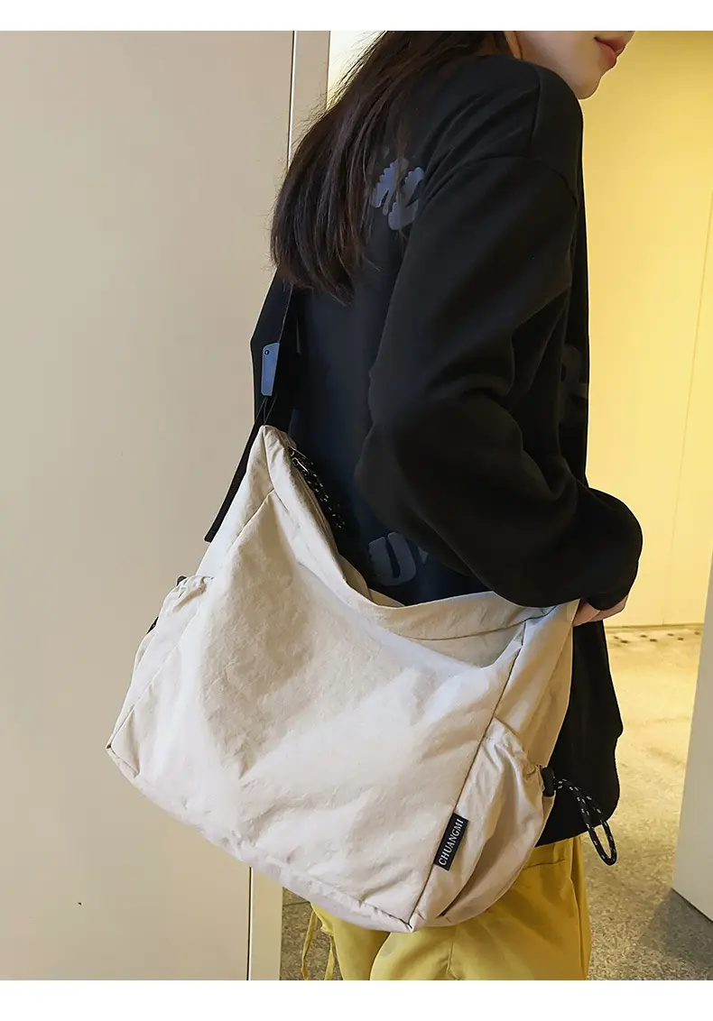 Large Capacity Retro Nylon Shoulder Bag for Men Women — feature 20