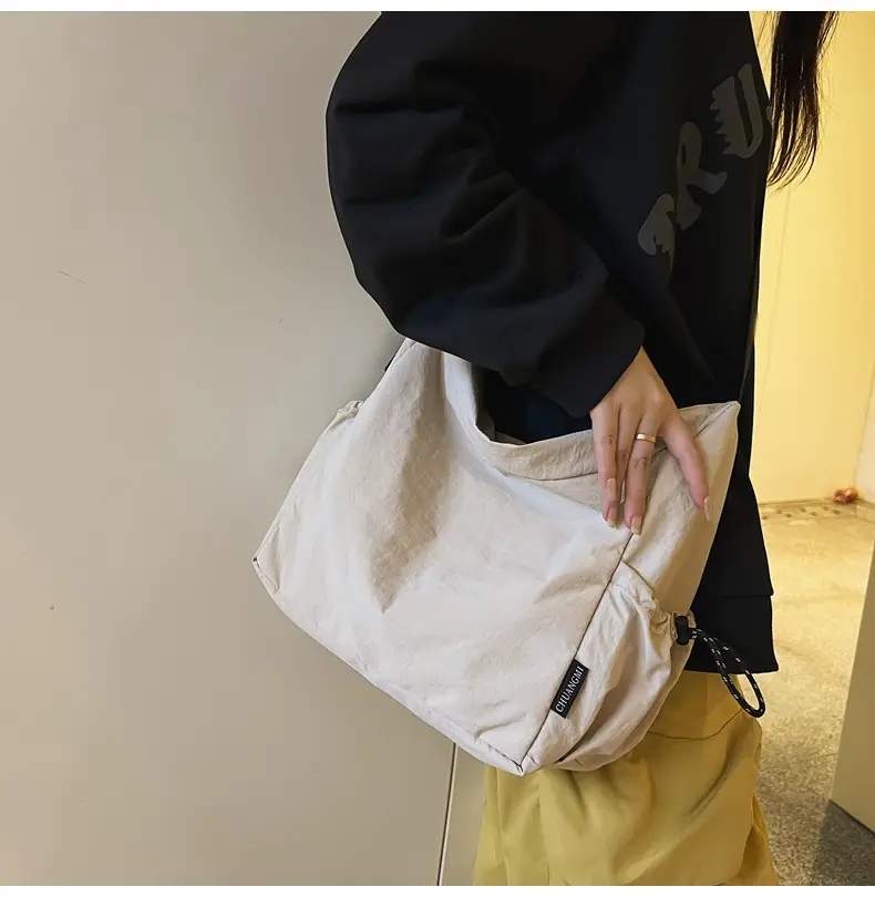Large Capacity Retro Nylon Shoulder Bag for Men Women — feature 24