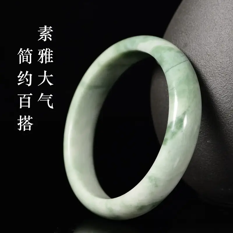 Light Green Guizhou Jade Bracelet for Women — feature 6