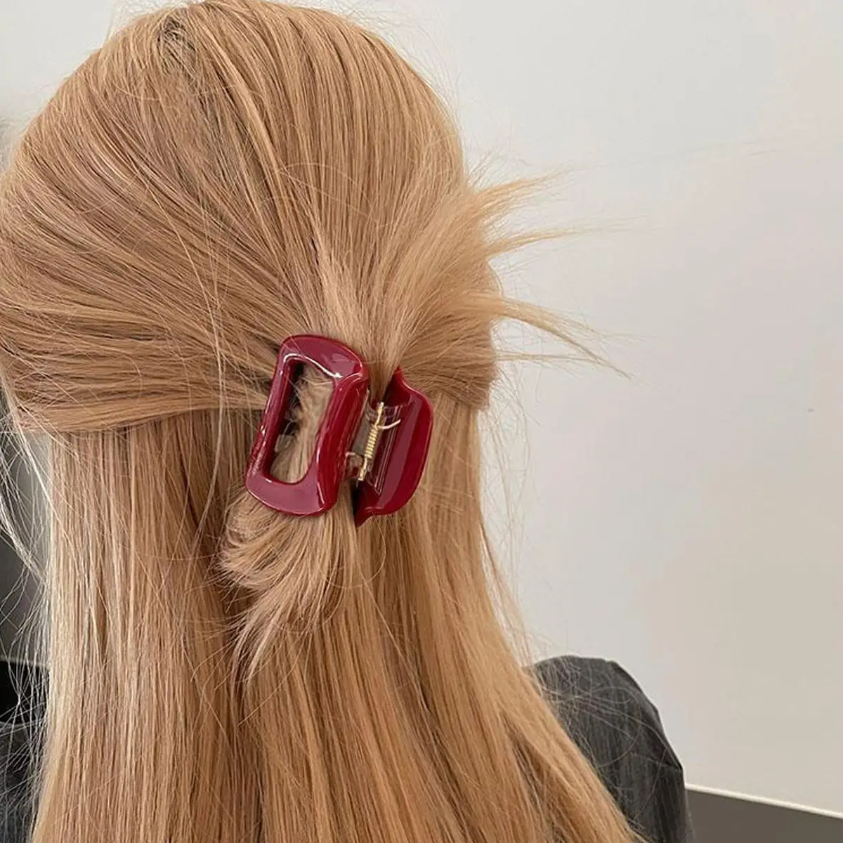 Red Large Hair Clip for Women's Niche Back of Head - Image 8
