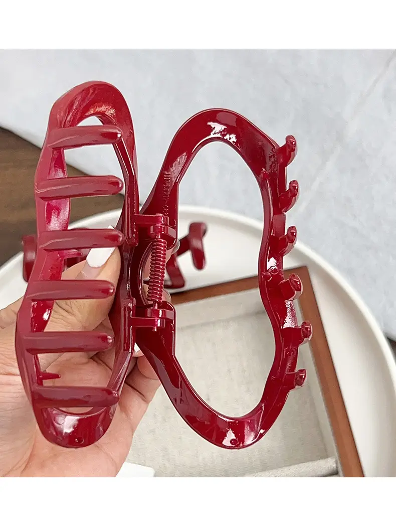 Red Large Hair Clip for Women's Niche Back of Head — feature 7