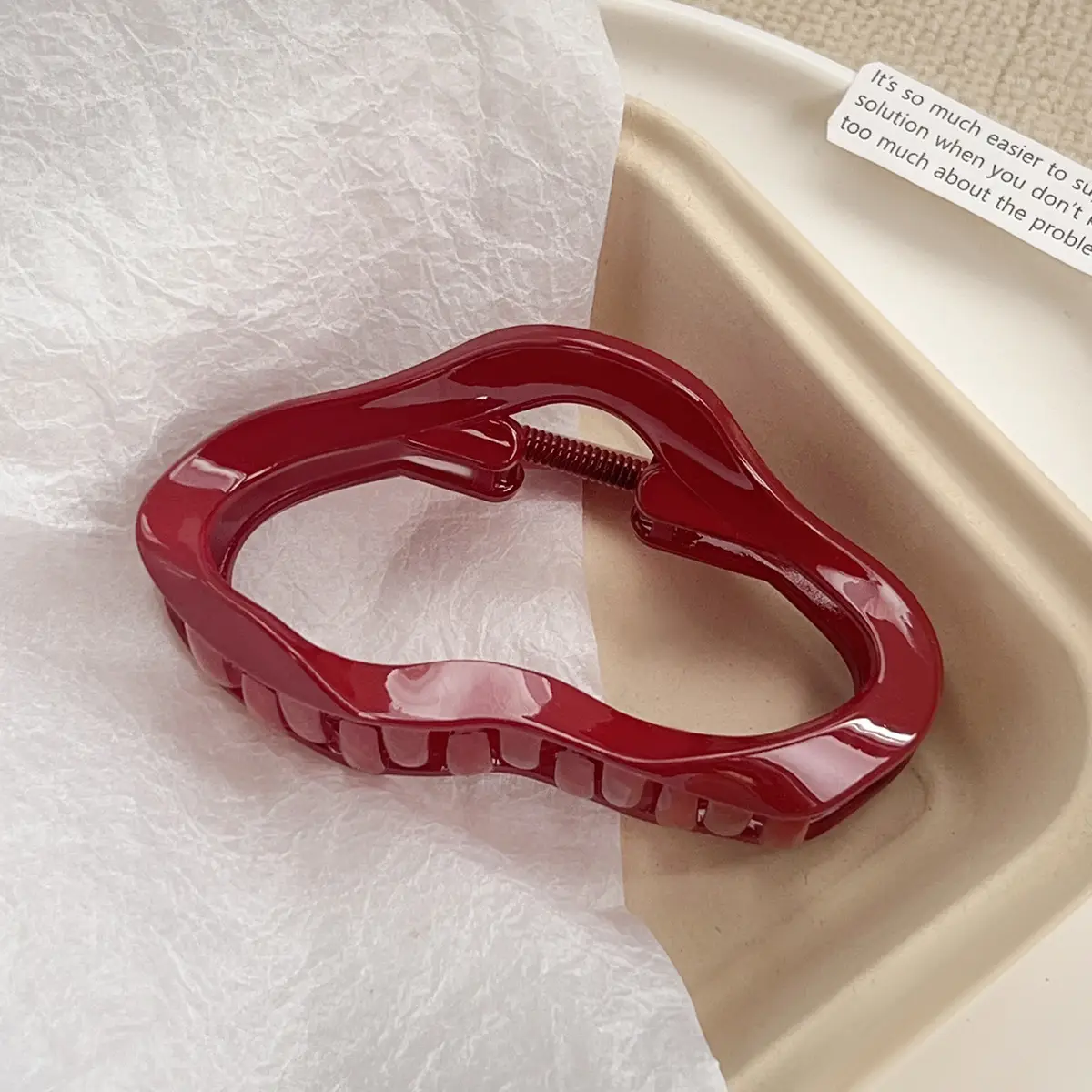 Red Large Hair Clip for Women's Niche Back of Head - Image 3