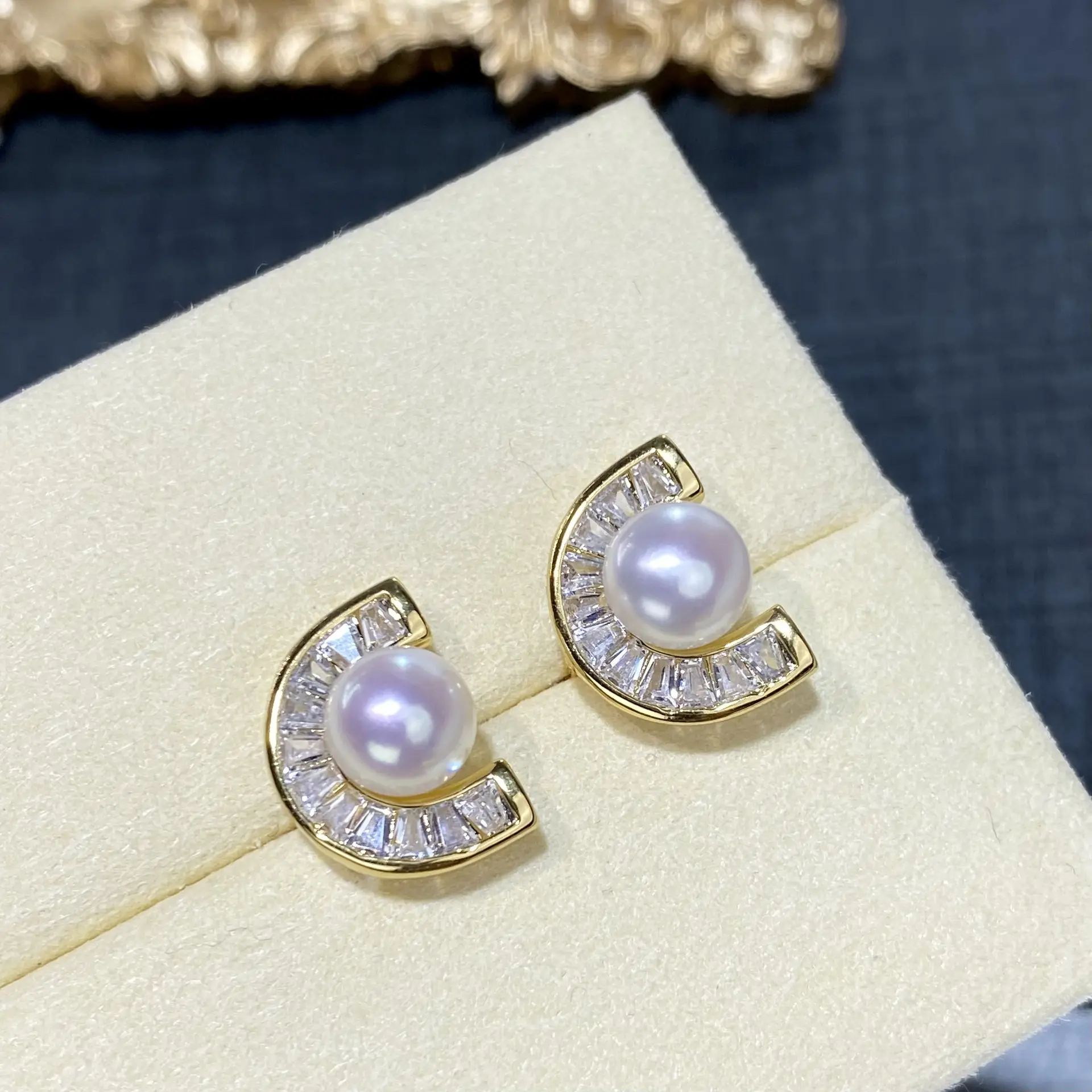 Women Heart Shaped Snowflake Earrings S925 Silver - Image 3
