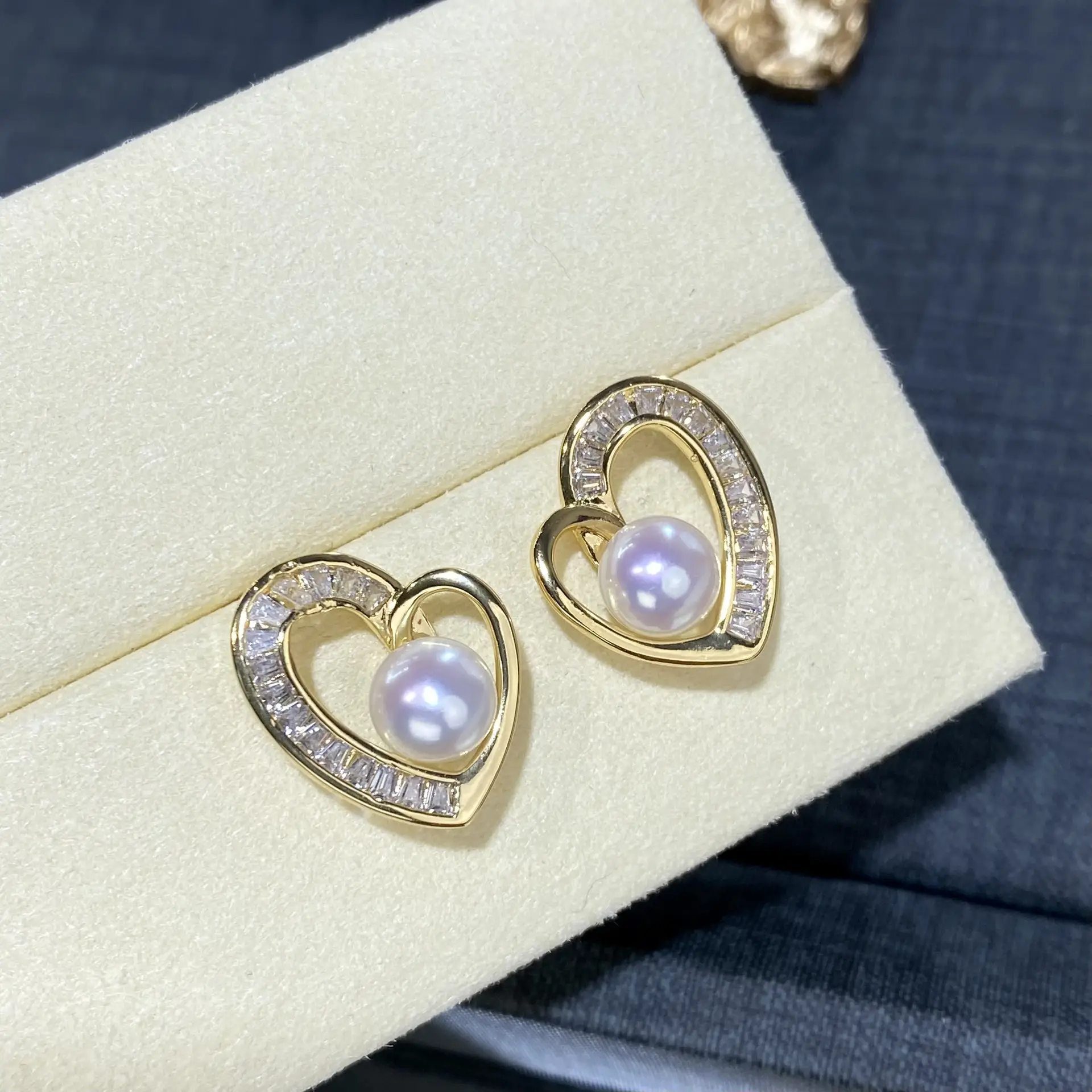 Women Heart Shaped Snowflake Earrings S925 Silver - Image 4