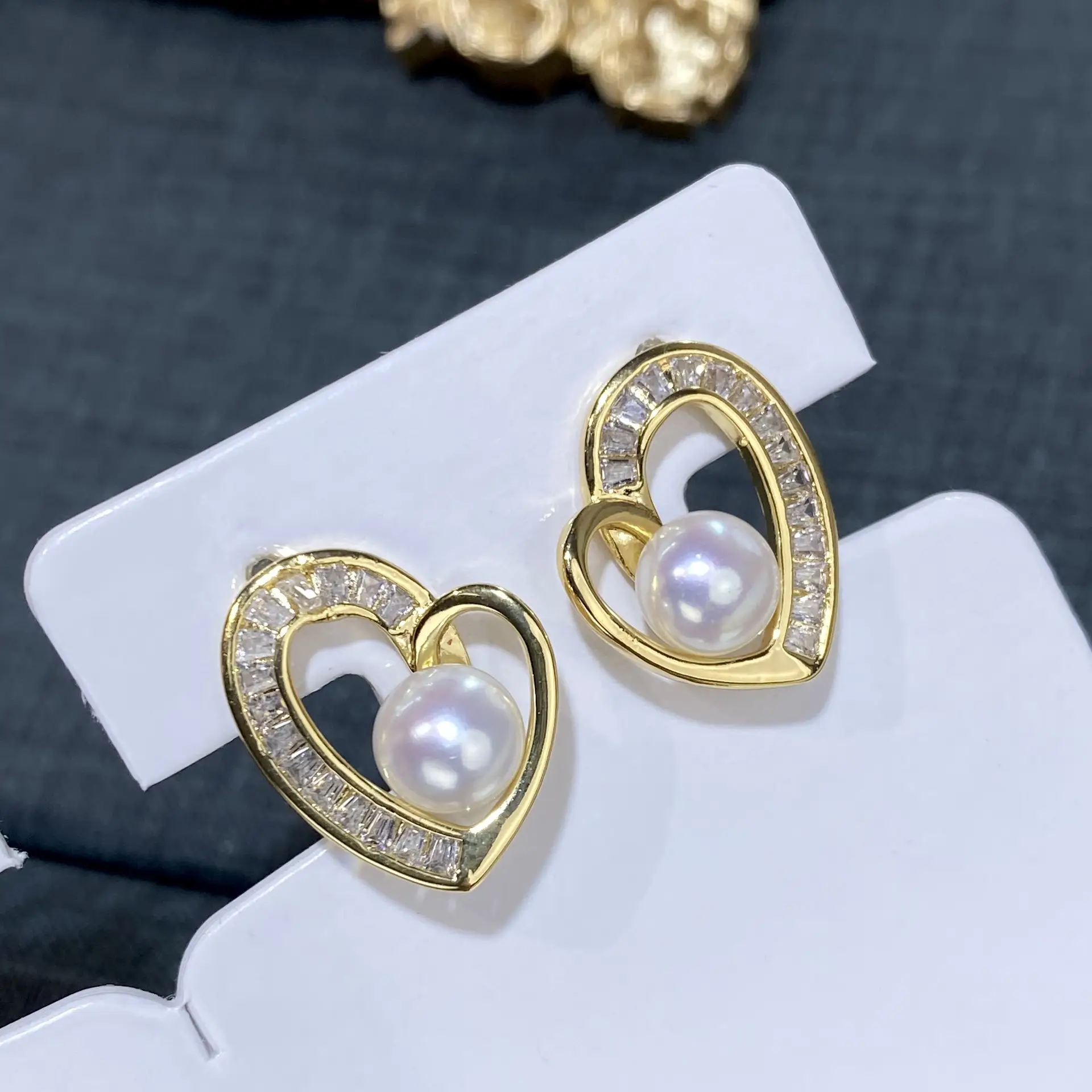 Women Heart Shaped Snowflake Earrings S925 Silver — feature 5