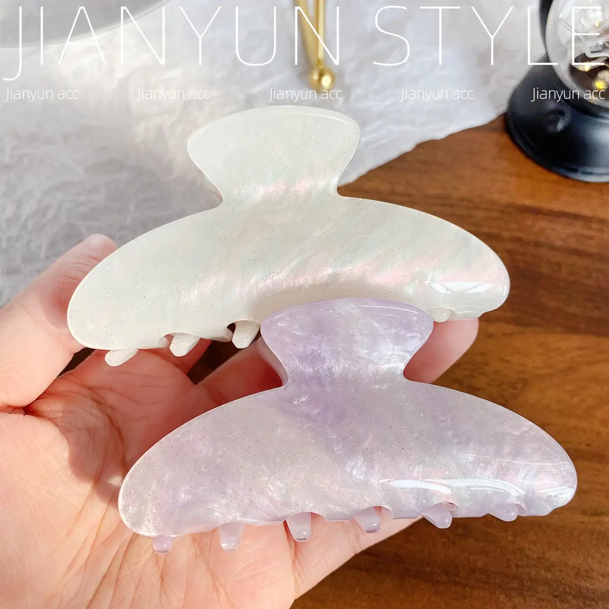 New Streamer Colorful Acrylic Shark Clip for Women