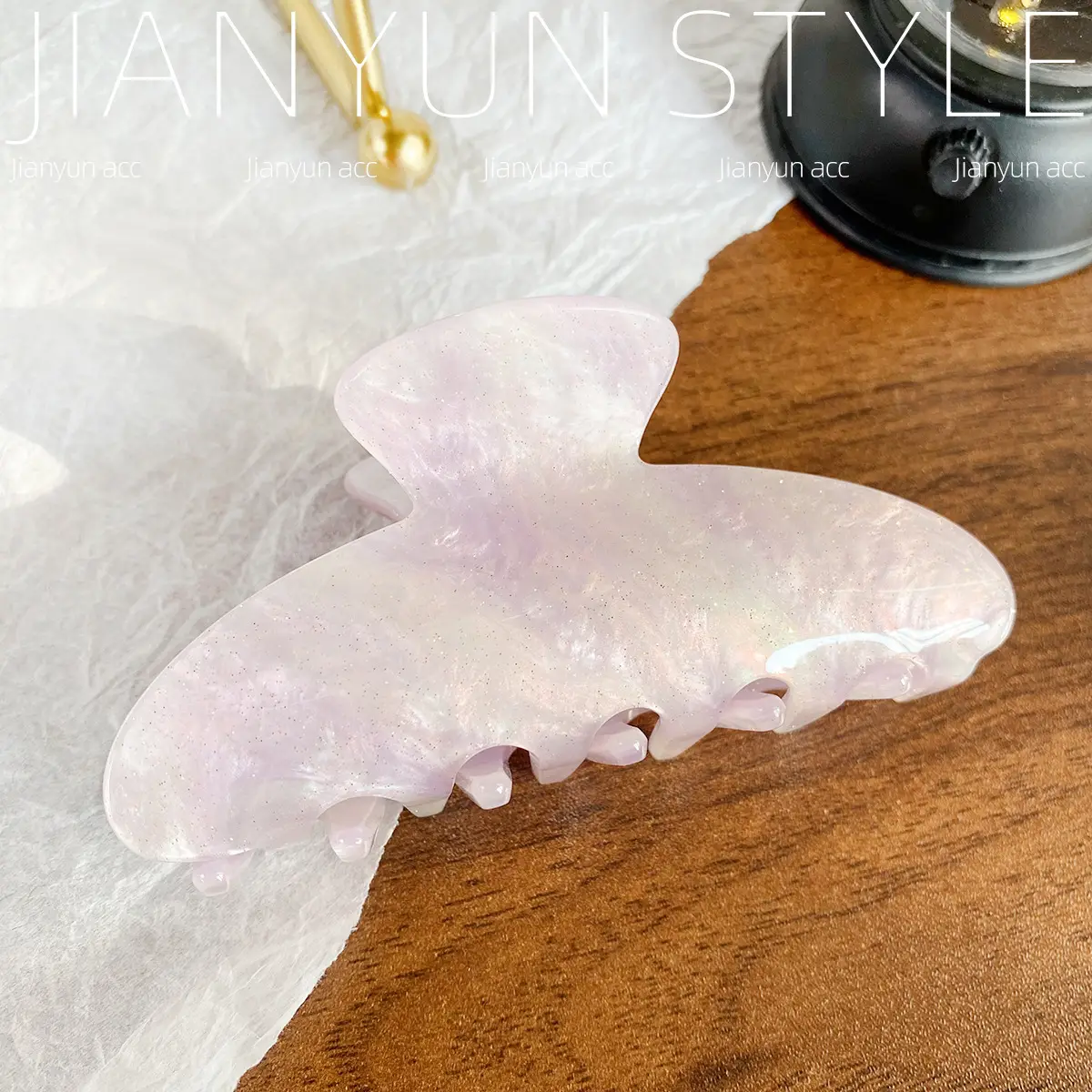 New Streamer Colorful Acrylic Shark Clip for Women