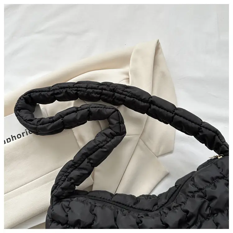 White Bubble Plaid Crossbody Bag 2024 Winter — feature 24
