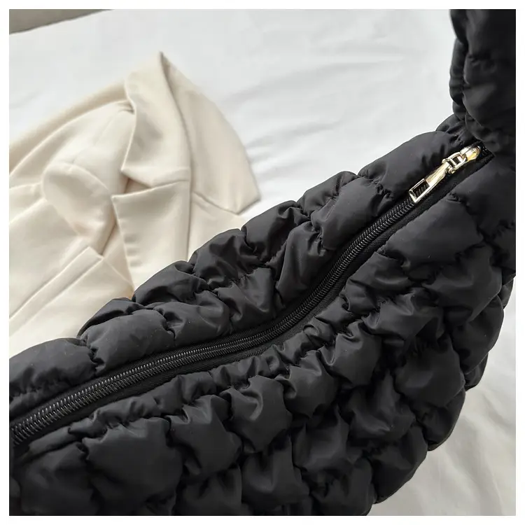 White Bubble Plaid Crossbody Bag 2024 Winter — feature 30