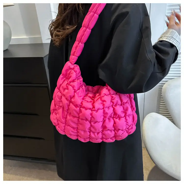 White Bubble Plaid Crossbody Bag 2024 Winter — feature 42