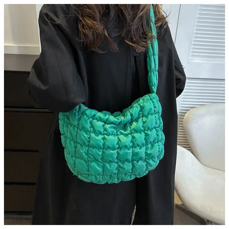 White Bubble Plaid Crossbody Bag 2024 Winter — feature 45