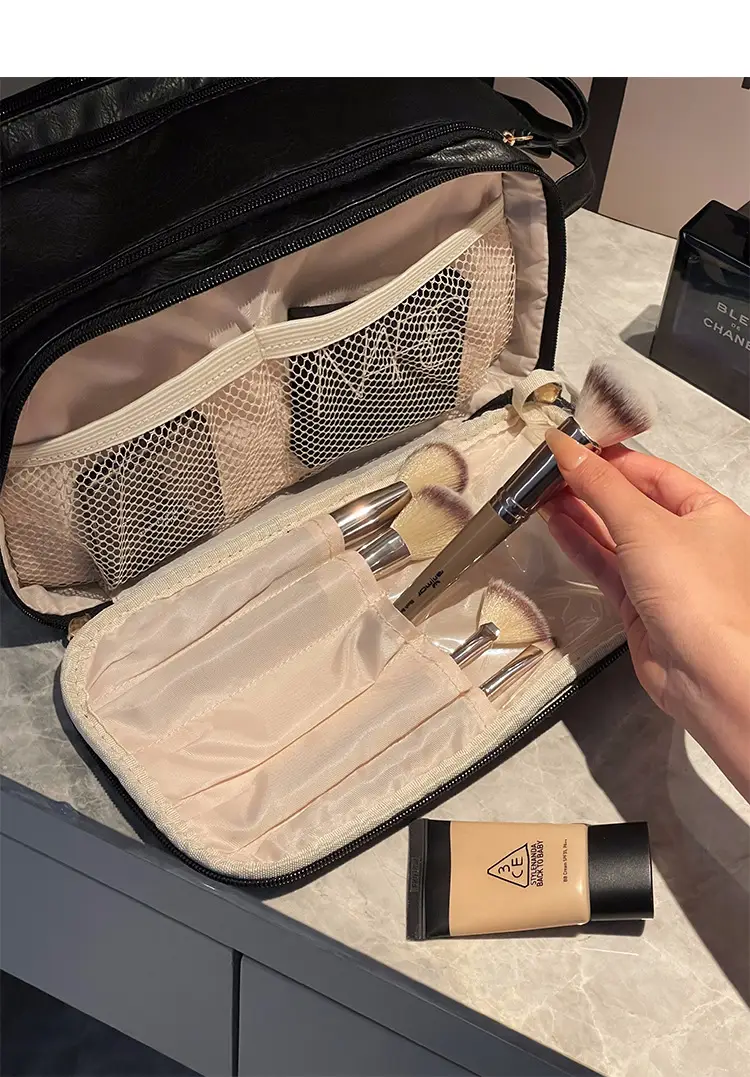 2023 Large Capacity Makeup Bag Travel Wash Brush Storage — feature 14