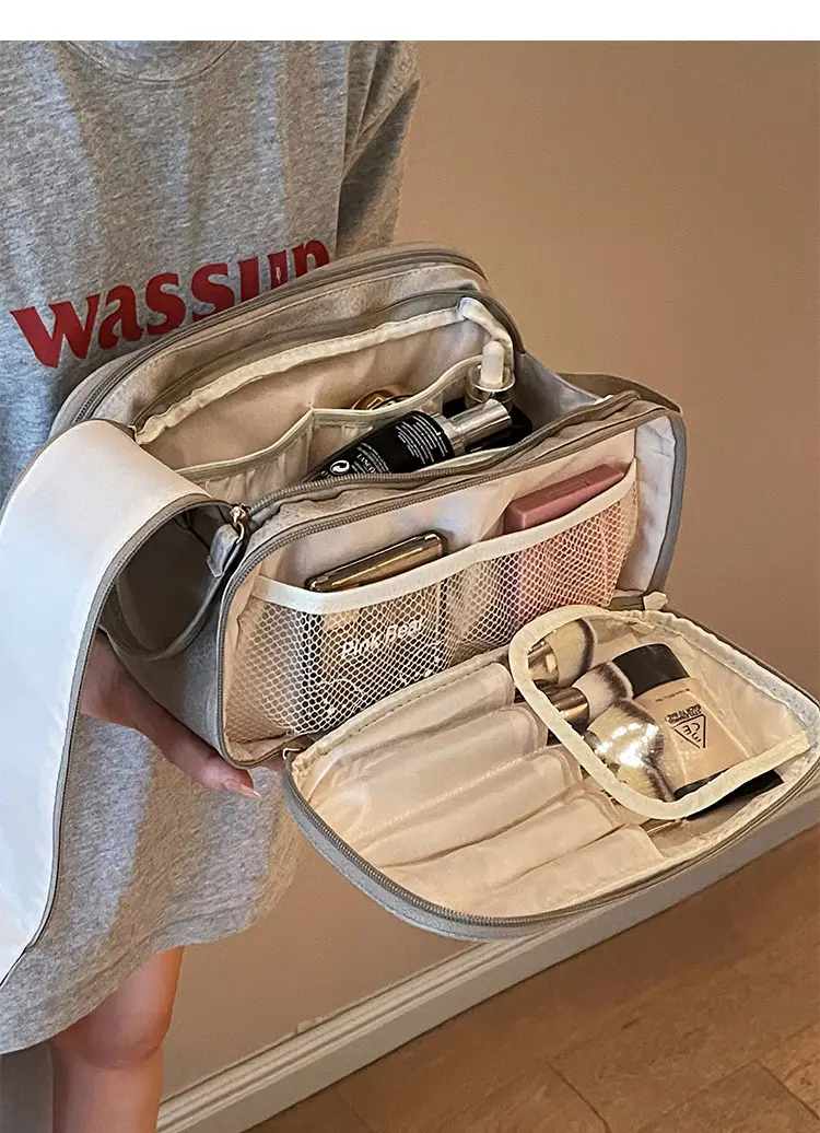 2023 Large Capacity Makeup Bag Travel Wash Brush Storage — feature 9