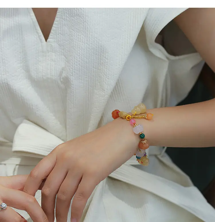 Multi-Treasure Gold Silk Jade Bracelet with Pumpkin Beads — feature 11