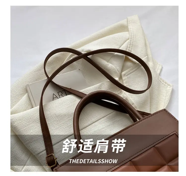 Korean Style Quilted Shoulder Bag Brown White 2024 — feature 4