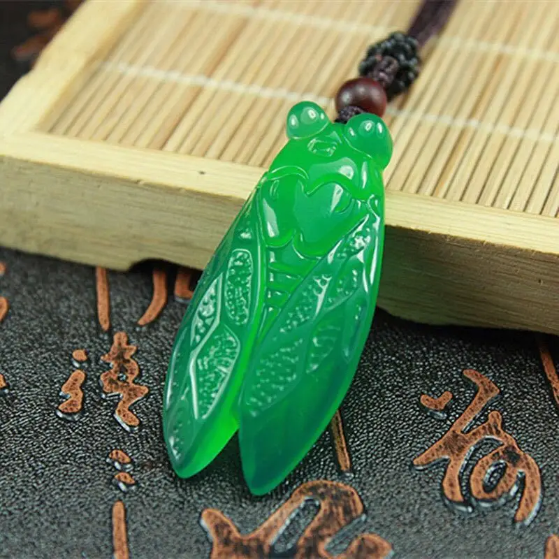 Jade Cicada Pendant with Leaf Design, Golden Yellow, Elegant Jewelry — feature 8