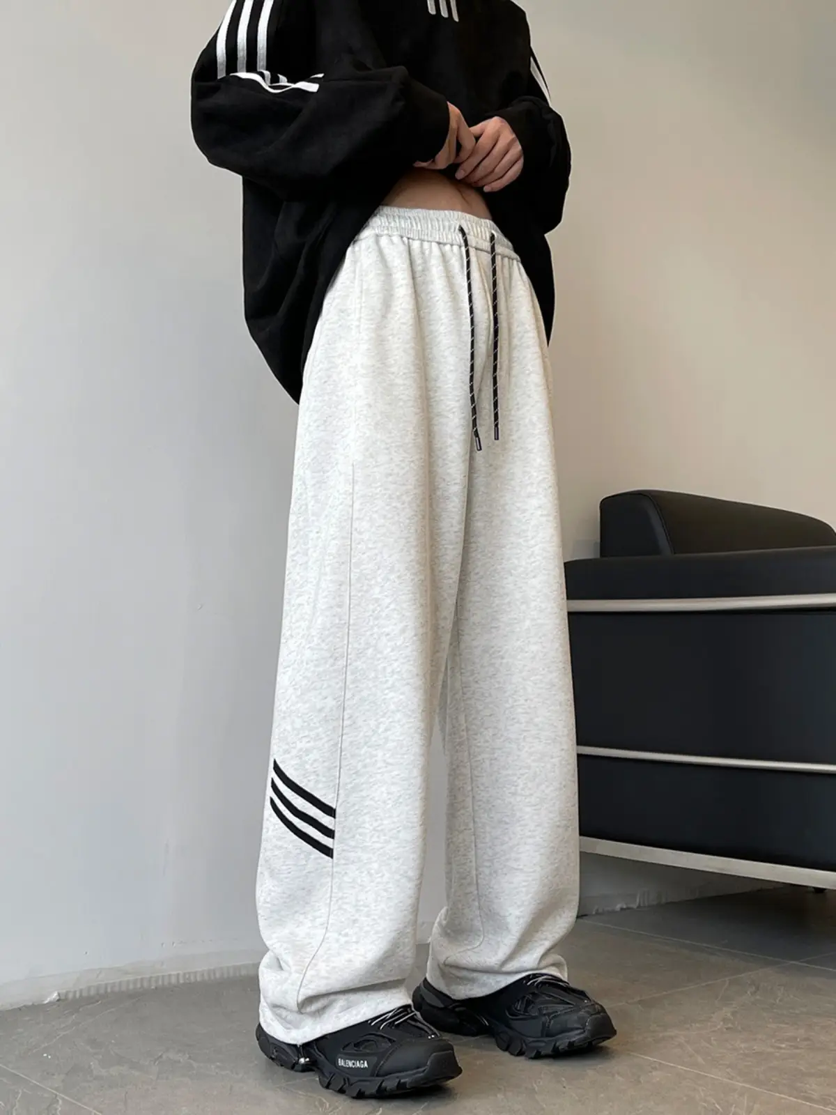 Men's American High Street Gray Sweatpants Wide Leg Casual - Image 2
