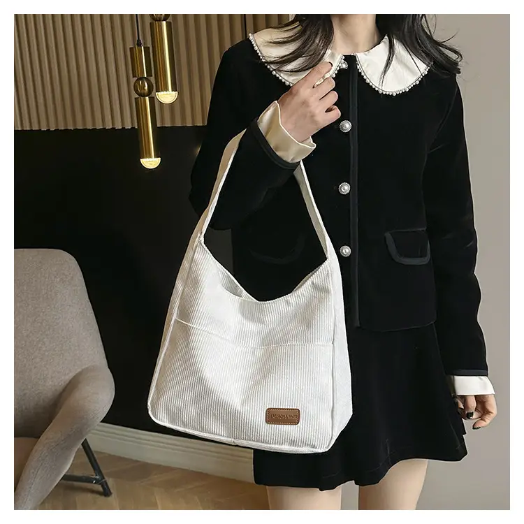 Black Canvas Shoulder Bag for Women 2024 — feature 15