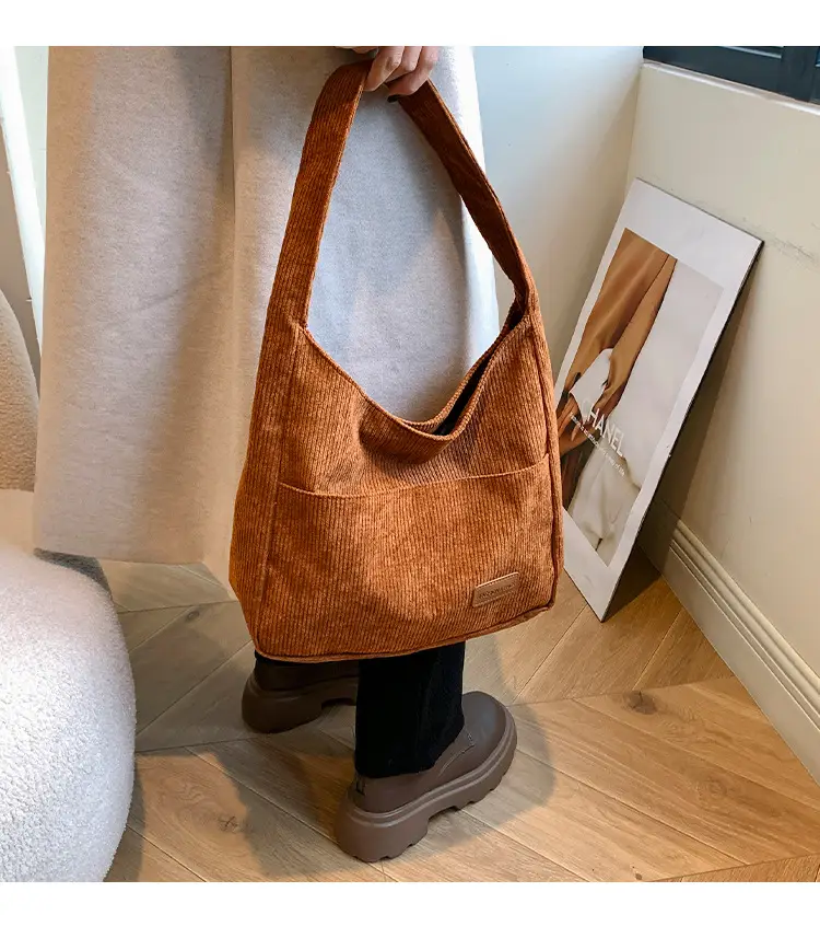 Black Canvas Shoulder Bag for Women 2024 — feature 2