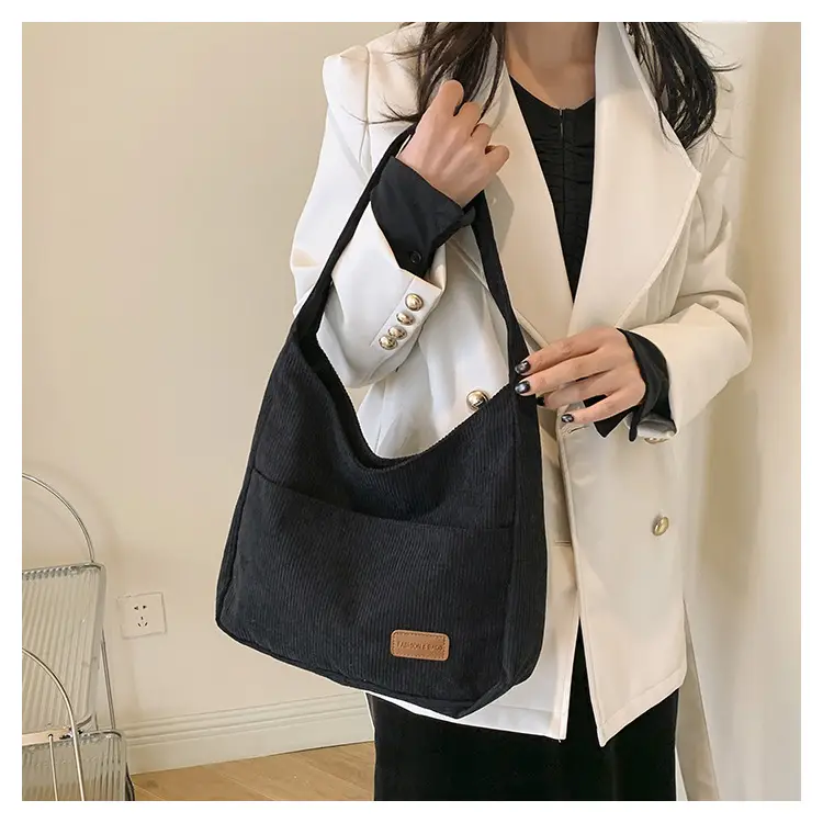Black Canvas Shoulder Bag for Women 2024 — feature 21