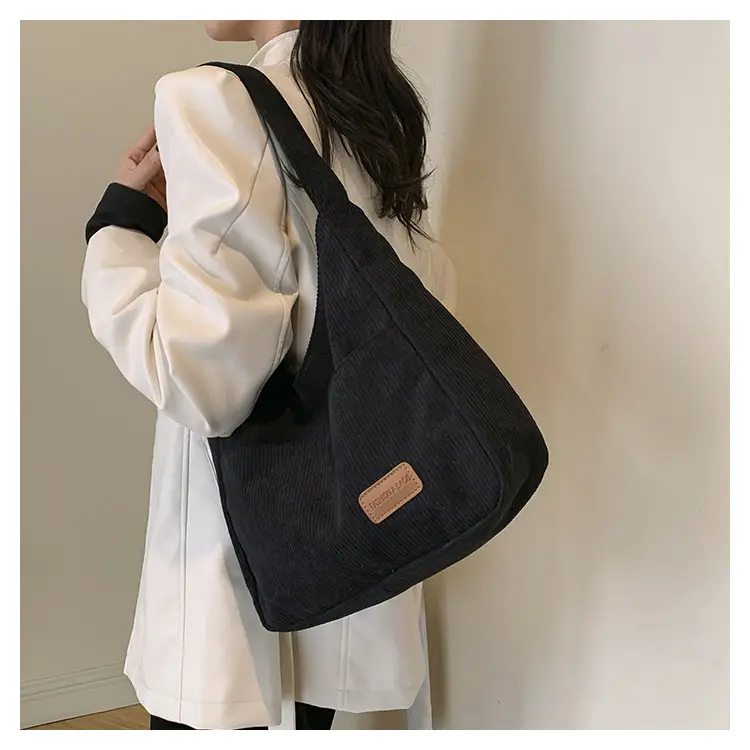 Black Canvas Shoulder Bag for Women 2024 — feature 23
