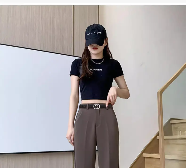 2026 Women's Black Leather Belt with Logo Buckle — feature 9