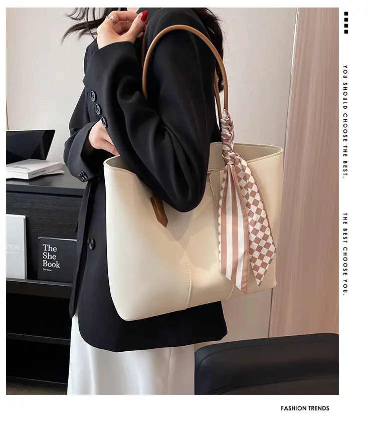 Pink Leather Tote Bag with Checkered Tassel for Women — feature 11