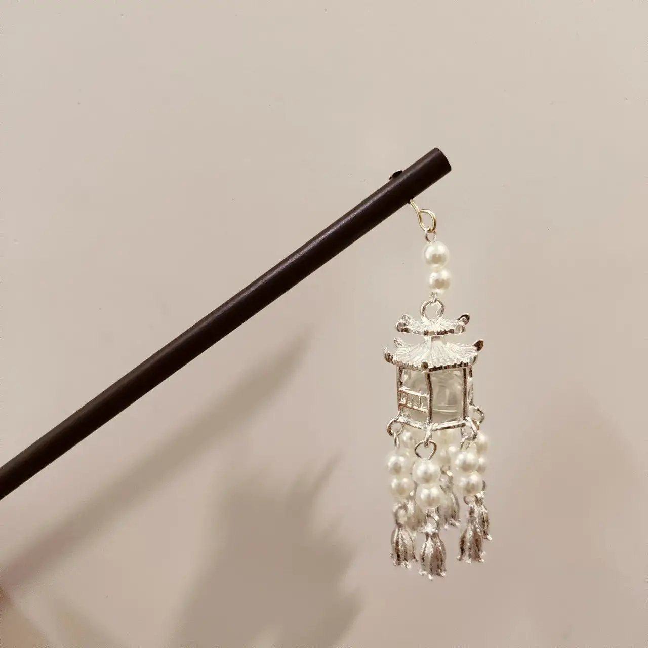 Ancient Light-Emitting Hairpin Lamp with Tassel Design — feature 36