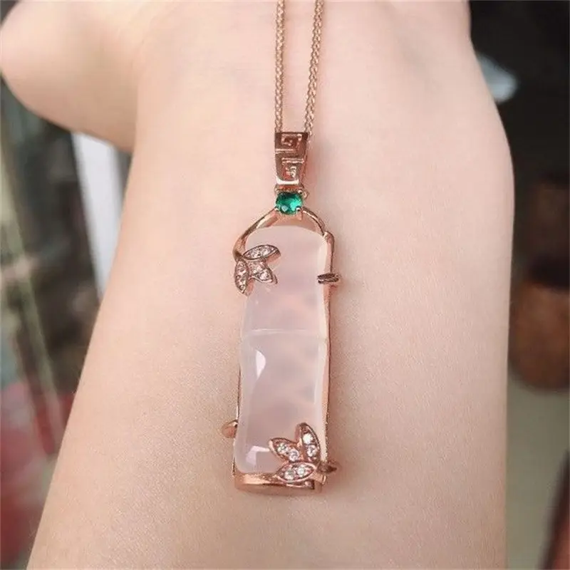 Imperial Green Jade Clover Necklace for Women — feature 6