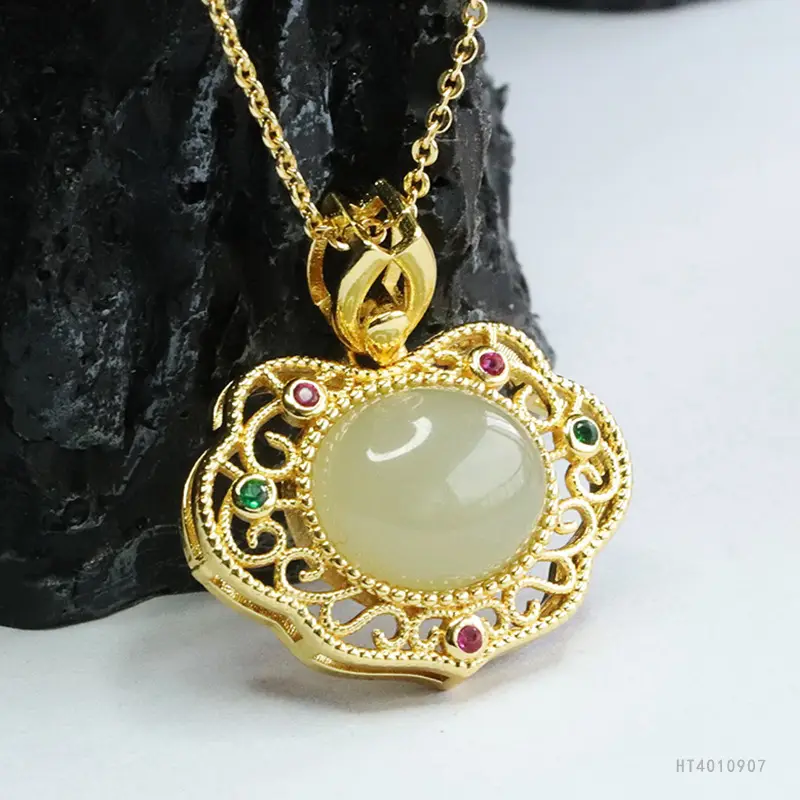 Guan Yu Hetian Jade Necklace Clear Water Jade Ruyi Pendant