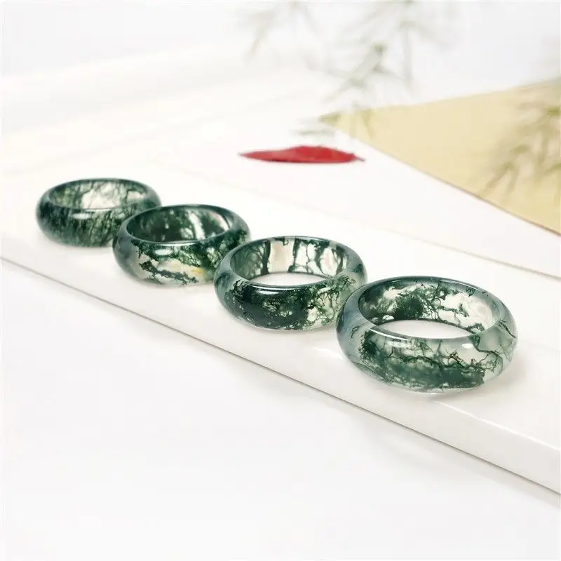 Green Ice-Type Agate Finger Ring for Men Women — feature 7