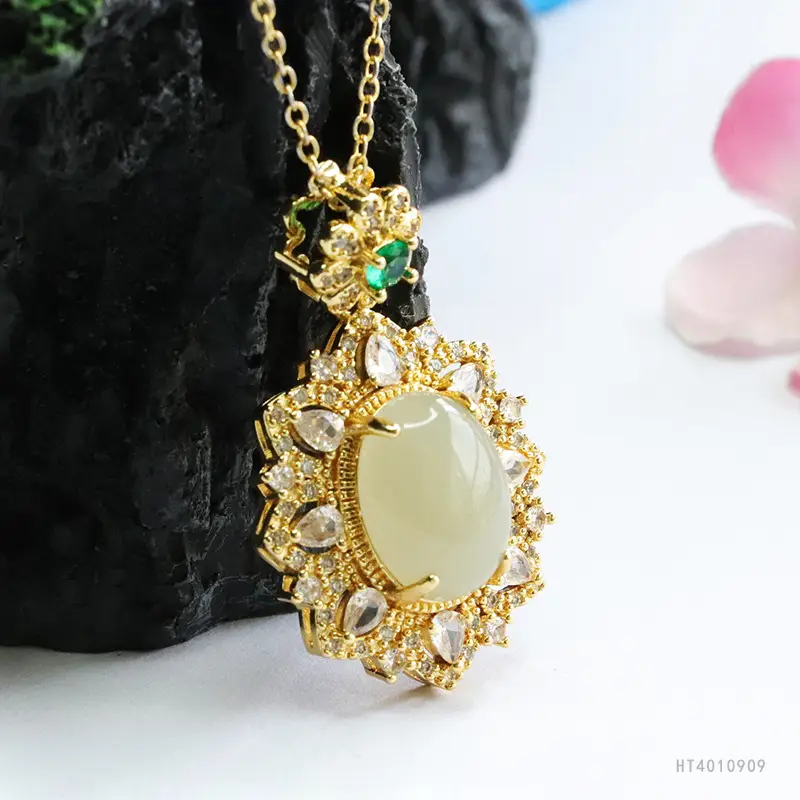 Guan Yu Jade Pendant Necklace Clear Water Jade Jewelry - Image 5