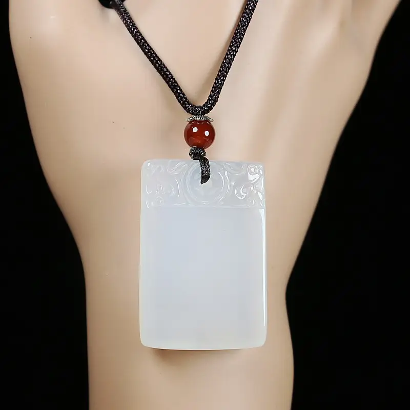 Green Jade Agate Pendant Necklace for Men Women — feature 6